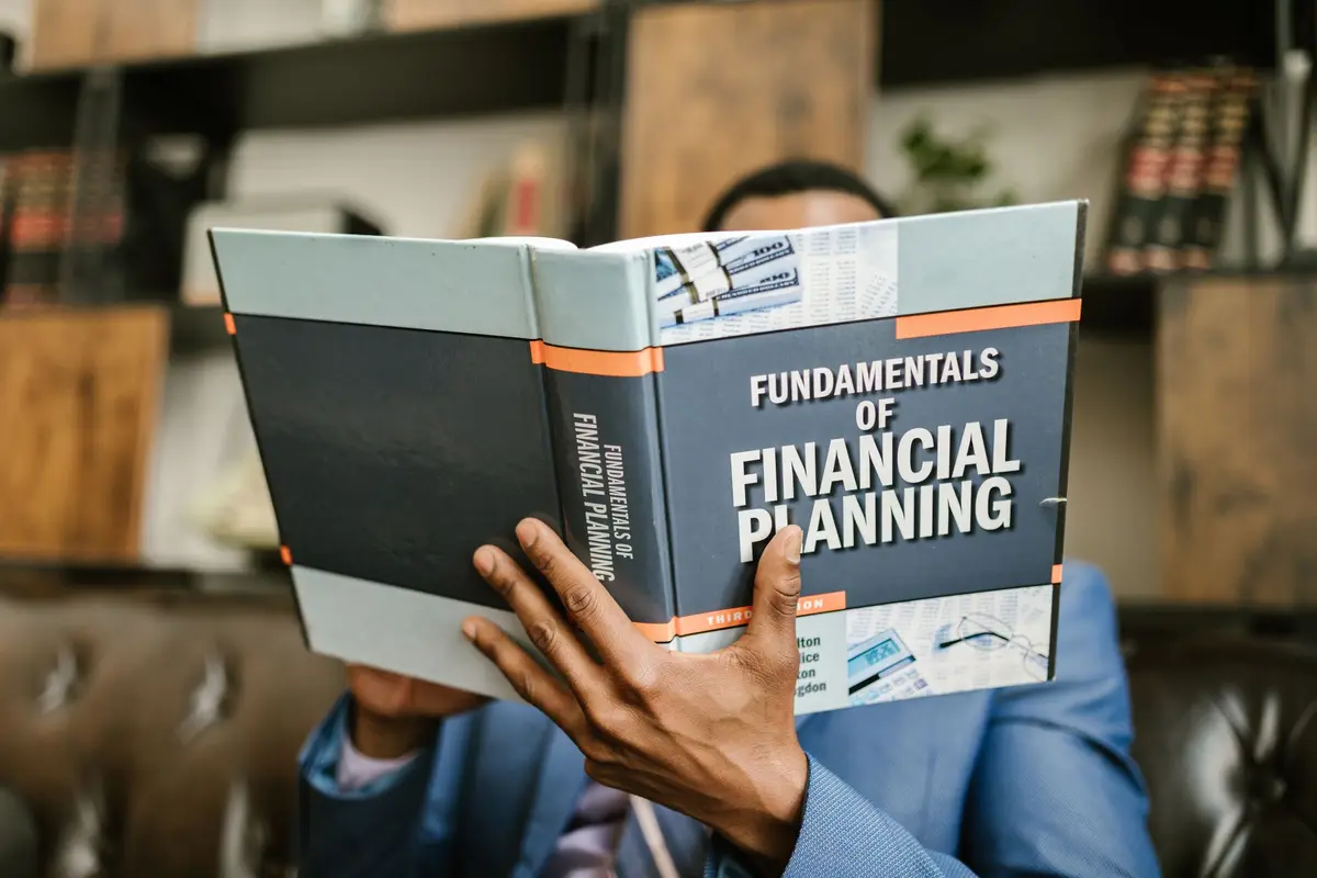 Atualize seu conhecimento sobre finanças